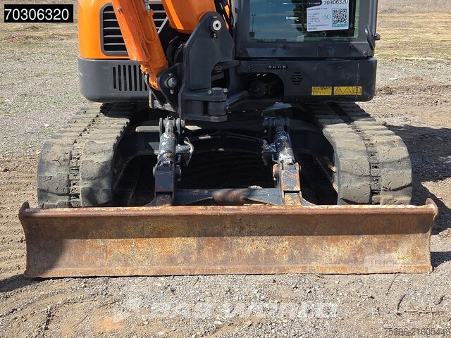 Minirýpadlo Doosan DX85 R-3 A/C - 3 Cucharas