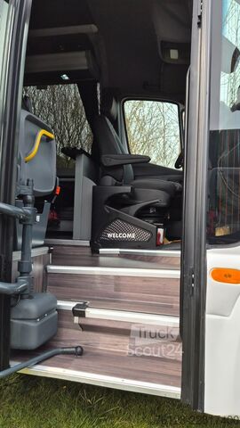 Микробус MERCEDES-BENZ 519  Allrad 4 x 4  20 / 23 Sitzer schnelle Liefe
