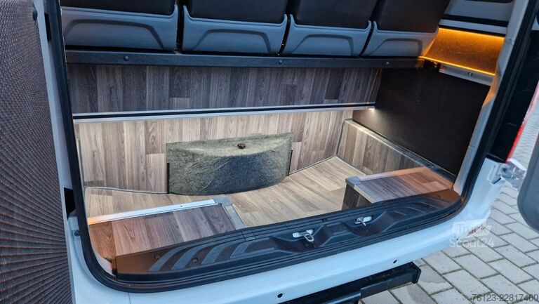Микробус MERCEDES-BENZ 519  Allrad 4 x 4  20 / 23 Sitzer schnelle Liefe