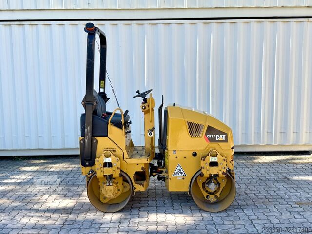 Jednovalcový valec CATERPILLAR CB1.7 / 2019 BJ / 430 Stunden