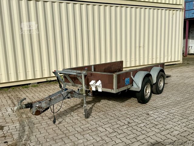 Autoprieves  Köper Anhänger mit Verladerampen / TÜV 01/28