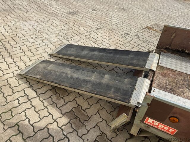 Autoprieves  Köper Anhänger mit Verladerampen / TÜV 01/28