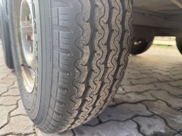 Autoprieves  Köper Anhänger mit Verladerampen / TÜV 01/28