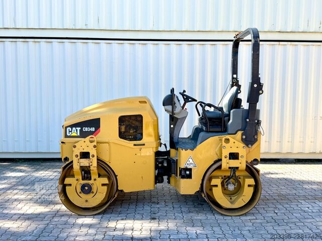 Jednovalcový valec CATERPILLAR CB34B / 2018 BJ / 1.244 Stunden / 4.3 Tonnen