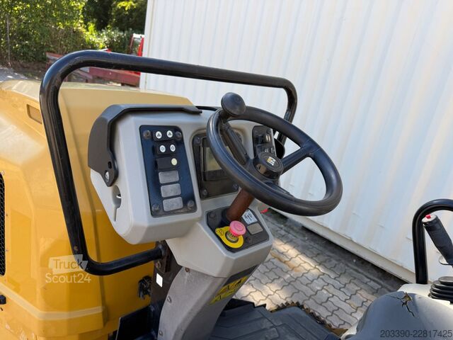 Jednovalcový valec CATERPILLAR CB34B / 2018 BJ / 1.244 Stunden / 4.3 Tonnen