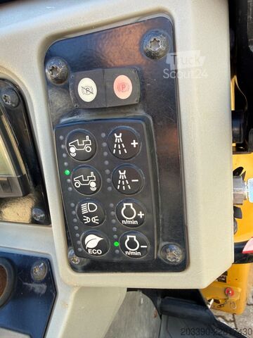 Jednovalcový valec CATERPILLAR CB34B / 2018 BJ / 948 Stunden / 4.3 Tonnen