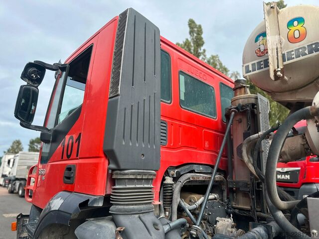 Camion malaxeur à béton IVECO Trakker AD260T36B 6x4 Betonmischer