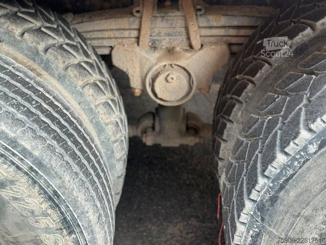 Camion malaxeur à béton IVECO Trakker AD260T36B 6x4 Betonmischer