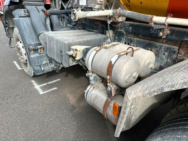 Camion malaxeur à béton IVECO Trakker AD260T36B 6x4 Betonmischer