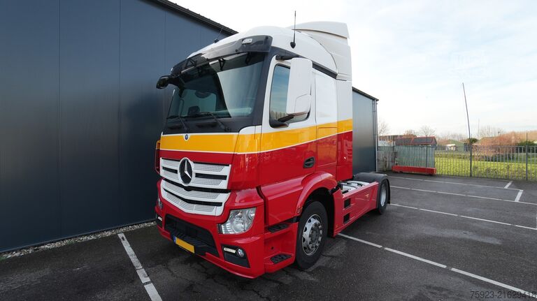 Standard-SZM Mercedes-Benz Actros 1942 tractor unit