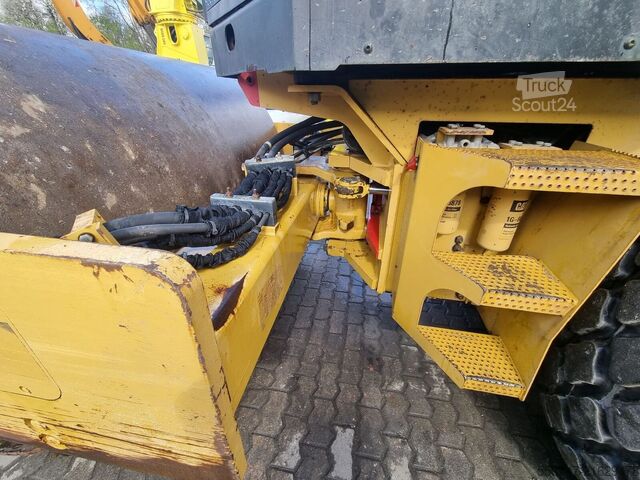 Enkele wals Caterpillar CS 56