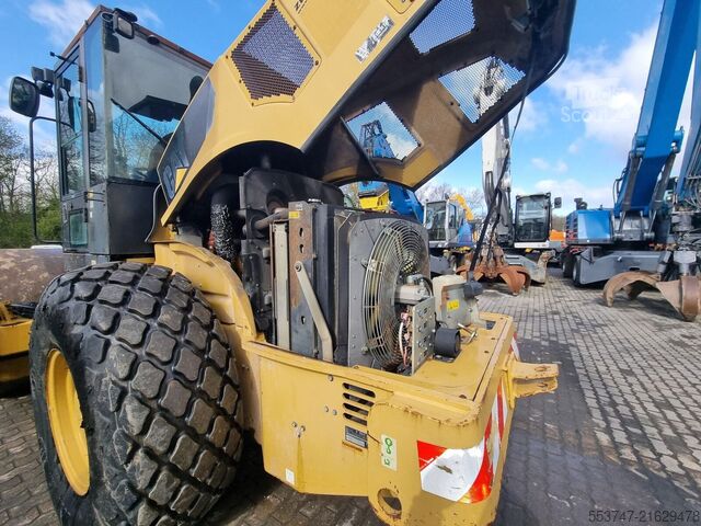 Enkele wals Caterpillar CS 56