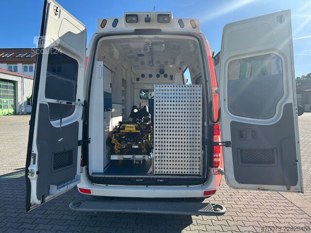 Пожарна кола MERCEDES-BENZ Sprinter 316 / Trage Liege Rampe