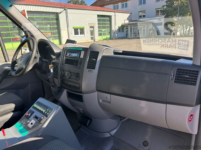 Пожарна кола MERCEDES-BENZ Sprinter 316 / Trage Liege Rampe