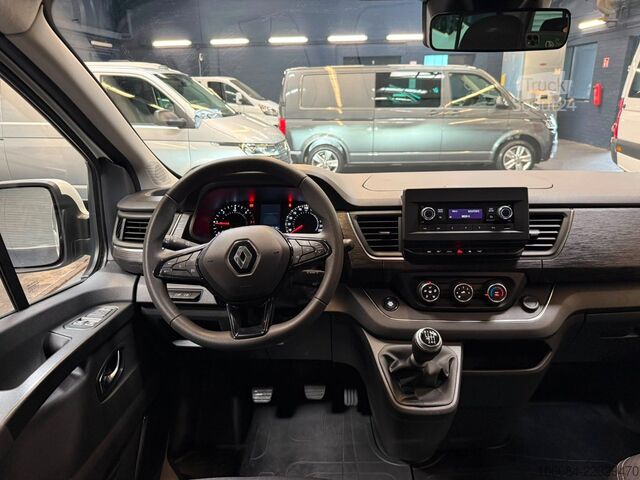 Kleinbus RENAULT Trafic Kombi L1H1 Life Style 8 Sitze AC LED PDC