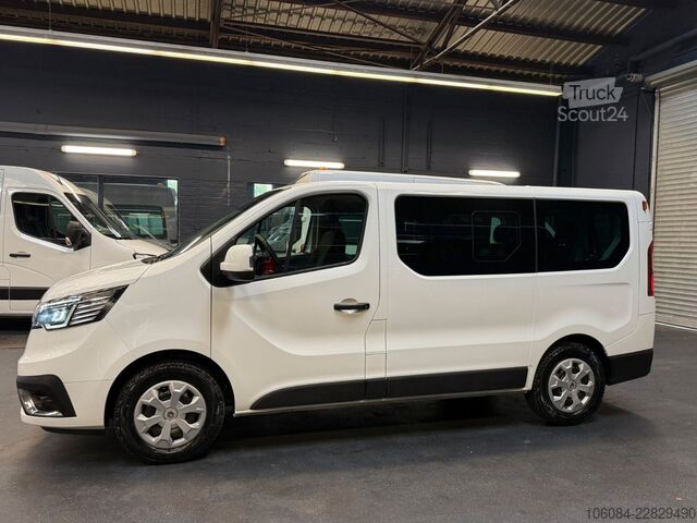 Kleinbus RENAULT Trafic Kombi L1H1 Life Style 8 Sitze AC LED PDC