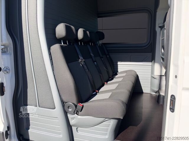 Kombi z visokim stropom VW Crafter L4H3 7 Sitzer Automatik AHK 270° Türen
