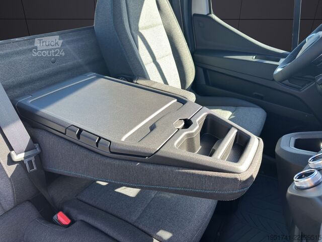 Autonkuljetuspakettiauto RENAULT Master Automatik AHK 3,5 Aluminium Aufbau