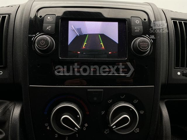 Bestelwagen PEUGEOT Boxer 2.2 HDI L1H1 KAMERA+NAVI+STANDHZG. 8265B