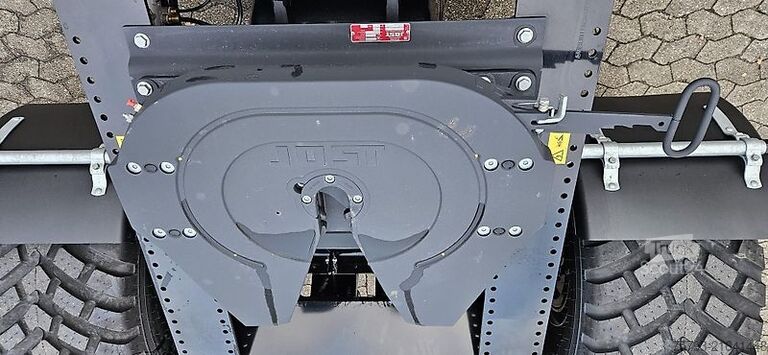 Trattore stradale Kröger EAD14