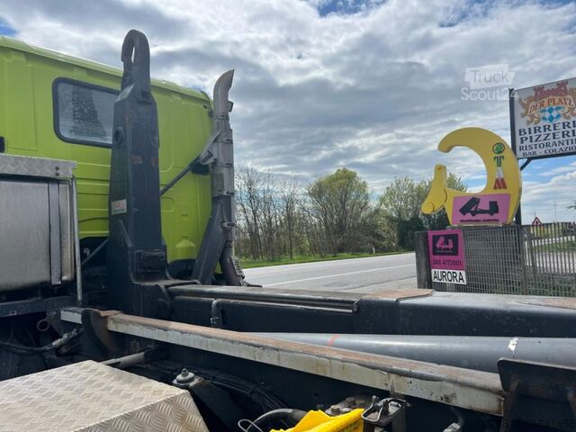 Tovornjak s kavljem za kontejnerje SCANIA SCANIA G450 SCARRABILE 8X4