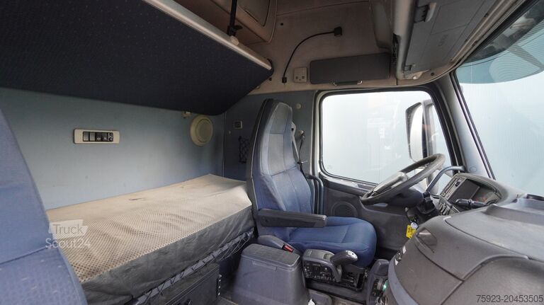 Nebezpečné látky Volvo FH 480 6X2 ADR EURO 5 COMPRESSOR PUMP