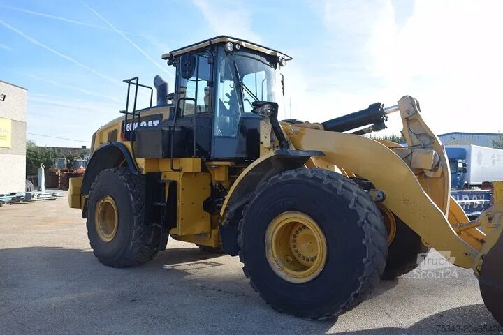 Wheel loader Caterpillar 966 M