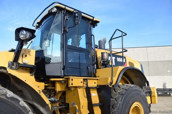 Wheel loader Caterpillar 966 M