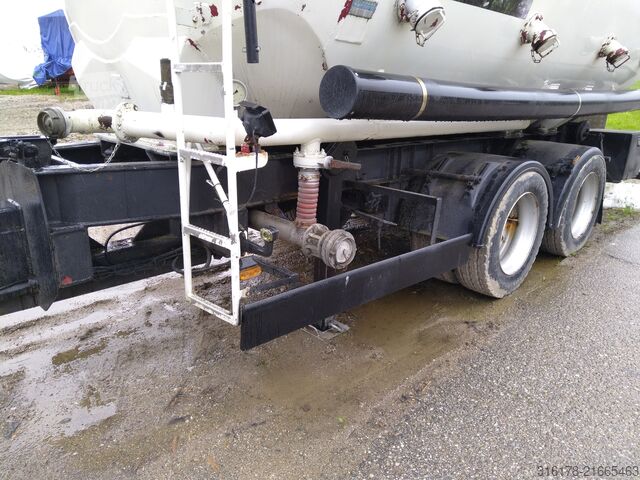 Remorcă tip siloz Tranders TK18 OM Pellet Silo