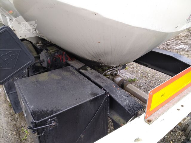 Remorcă tip siloz Tranders TK18 OM Pellet Silo