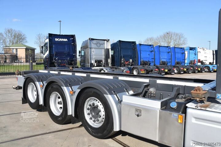 Sistema BDF Scania R520 HL V8 8x2/4HNB - NEW TACHO - FULL AIR - PA...