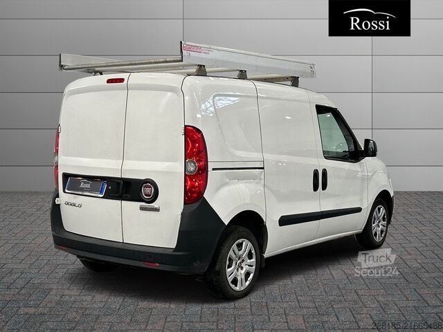 Furgoneta FIAT Doblo Cargo 2019 - Doblo cargo 1.6 mjt 90cv CH1 Lounge S&S