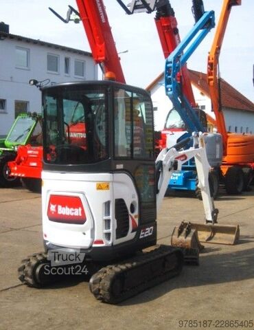 Мини багер BOBCAT E 20 * 2x Löffel * * Verstellfahrwerk *