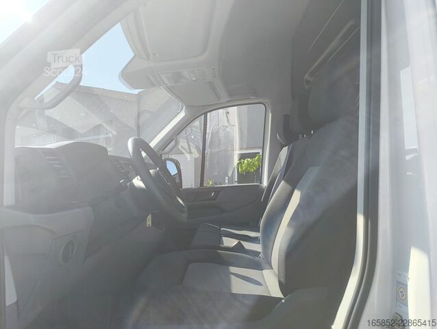 Bestelbus VW Crafter (35)