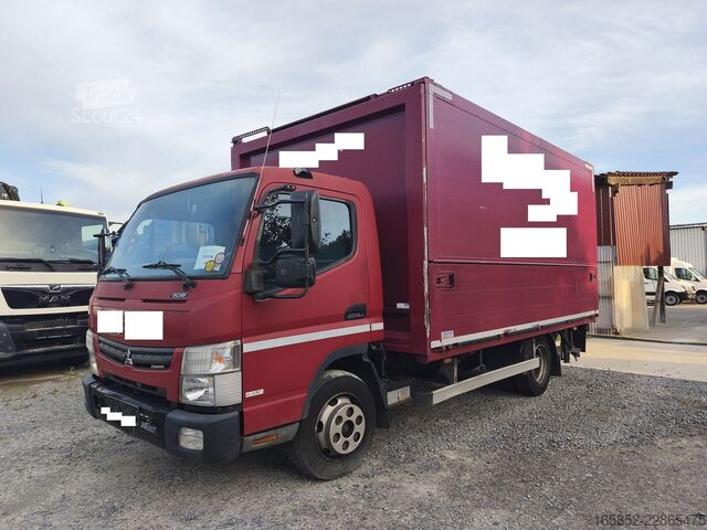 Închis Mitsubishi Canter 7C18 (18) m. Motorschaden