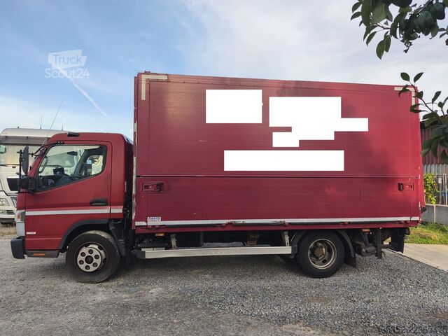Închis Mitsubishi Canter 7C18 (18) m. Motorschaden