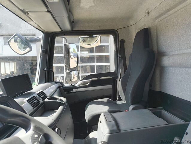 Cassone ribaltabile con gru MAN TGM 18.290 (2)