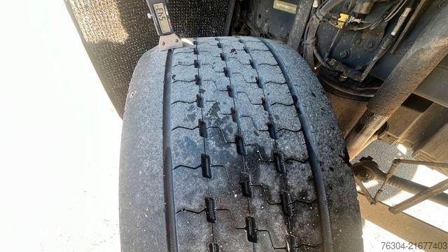 Tractor estándar DAF XF 530 FT