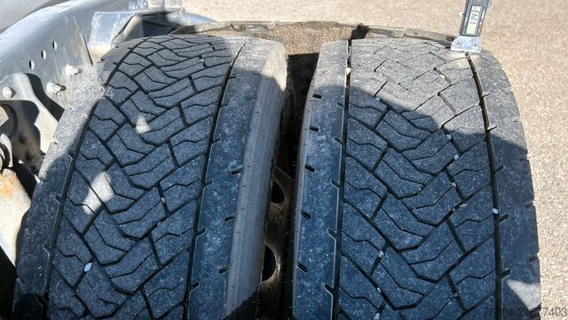 Tractor estándar DAF XF 530 FT