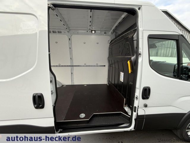 Furgoneta IVECO Daily 35S16A8 V MY24 RS 3520L