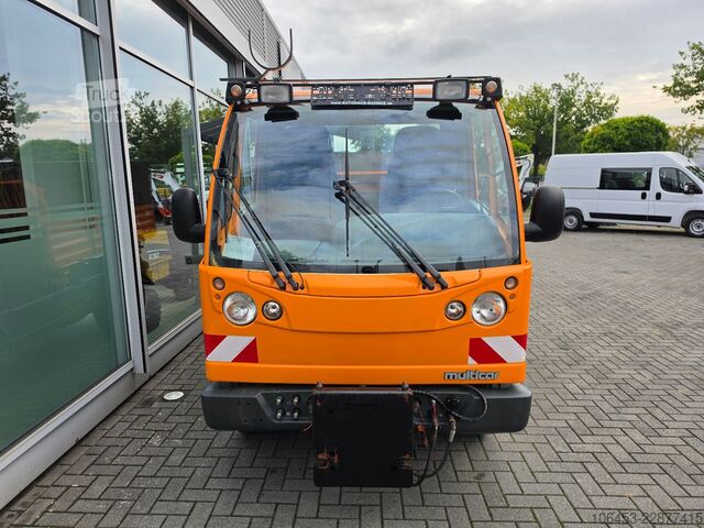 Tippbil skåpbil MULTICAR M 30 Kipper 4x4 10x Hydr.vorne/Platte vor/Klima