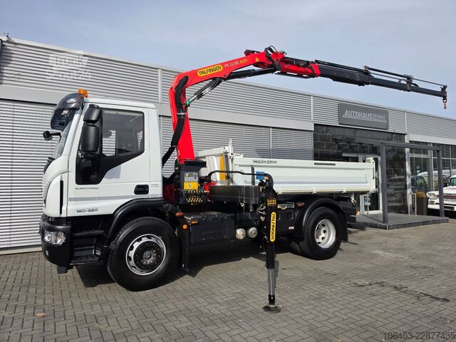 Tresidig tippbil IVECO Euro Cargo 180-320 Kipper Kran Funk öelanschluss