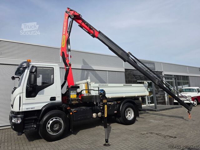 Tresidig tippbil IVECO Euro Cargo 180-320 Kipper Kran Funk öelanschluss
