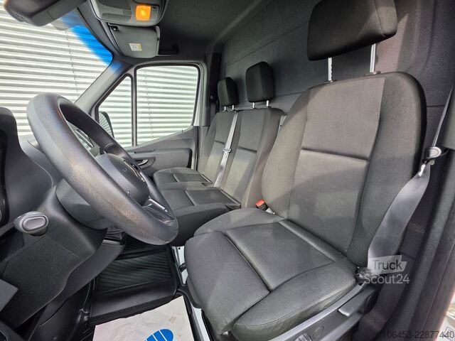 Furgoneta caja MERCEDES-BENZ Sprinter 316 CDI Koffer/LDW/AC/Tempo/Navi/3 Sitz
