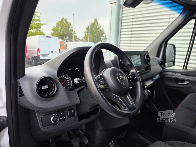 Furgoneta caja MERCEDES-BENZ Sprinter 316 CDI Koffer/LDW/AC/Tempo/Navi/3 Sitz
