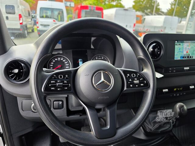 Furgoneta caja MERCEDES-BENZ Sprinter 316 CDI Koffer/LDW/AC/Tempo/Navi/3 Sitz