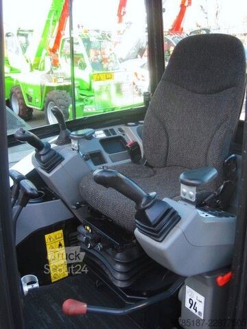 Mini-excavator BOBCAT E34 * NEUWERTIG *