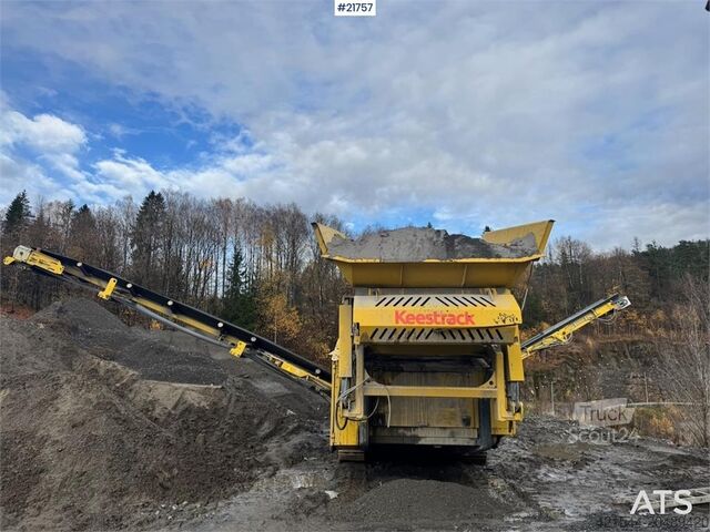 Grading plant Keestrack K6 Sorter. 6150 hours.