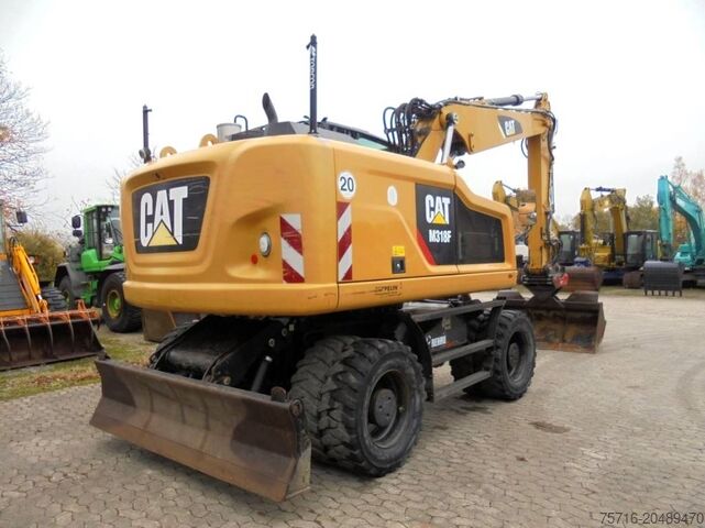 Ratinis ekskavatorius CAT M 318 F