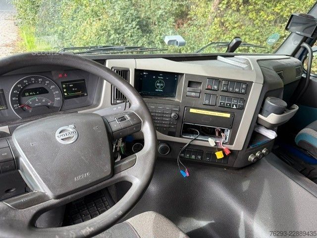 Τυπική μονάδα τράκτορα VOLVO FM 380